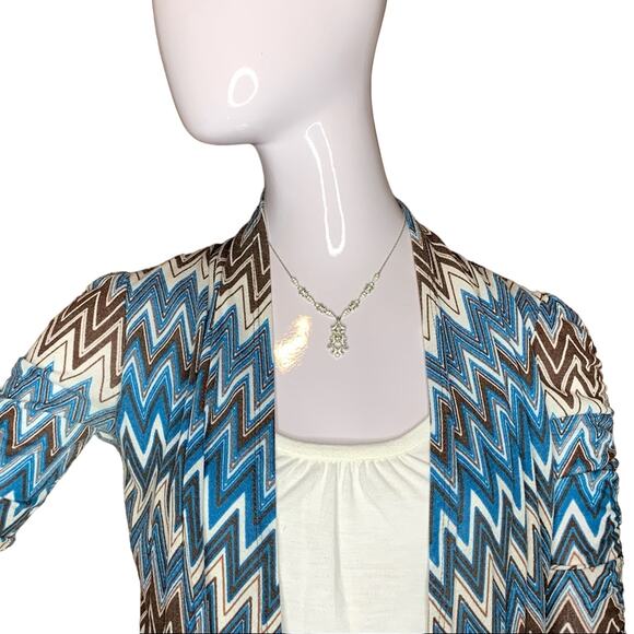 Almost Famous Crochet on Back 3/4 Sleeve Size S - Picture 5 of 8